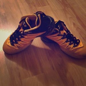 Jordan Cp3.IX Yellow Dragon